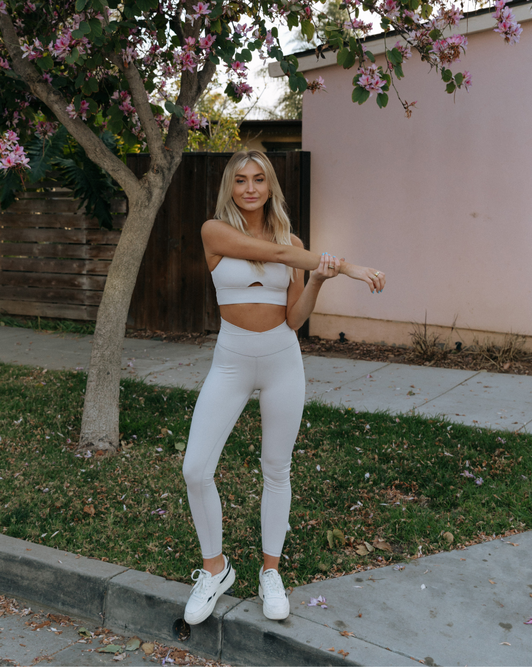 Best selling white yoga pants for women