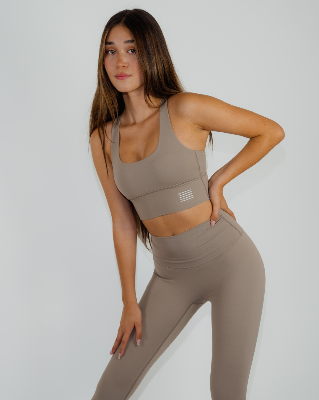 beige yoga outfit