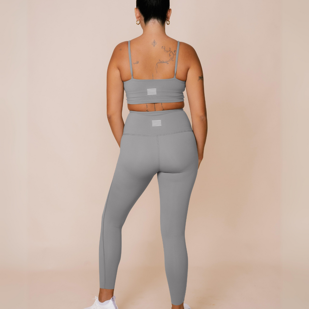 
                  
                    Sweatproof gray yoga pants for women
                  
                