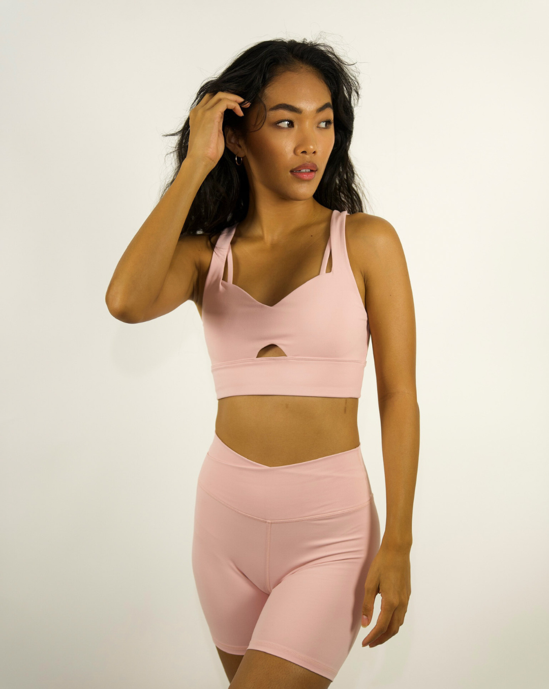 lightpinkyogawear.png