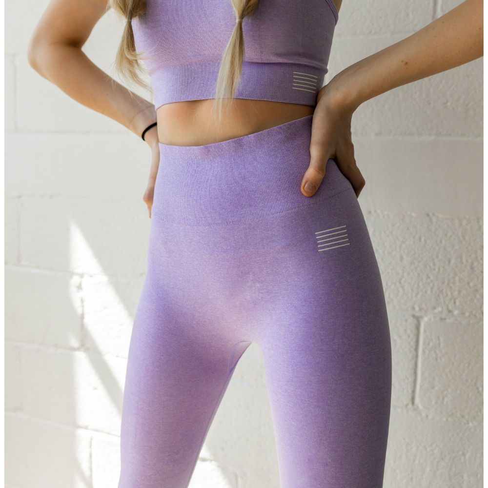 Stylish lavender yoga outfit for women